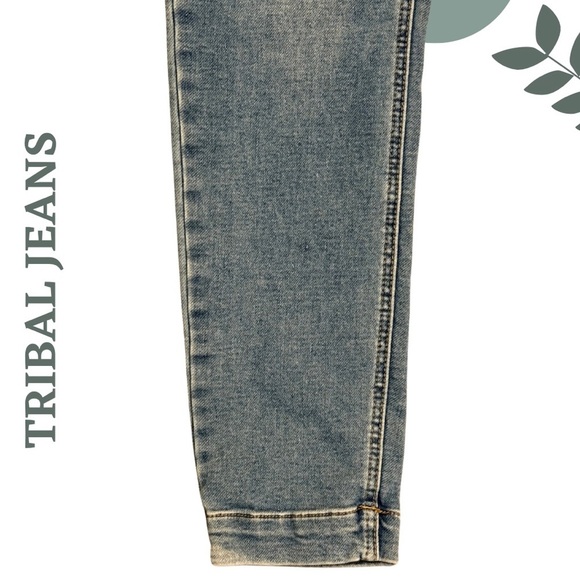 🛍️3/$40 Tribal Jeans Mid Rise Straight Fit |Mid-Wash Denim | Ankle Length Size 6 - Picture 5 of 6